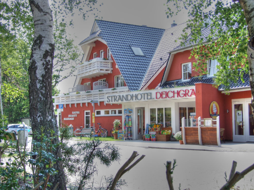 Strandhotel Deichgraf Ostsee Hotel